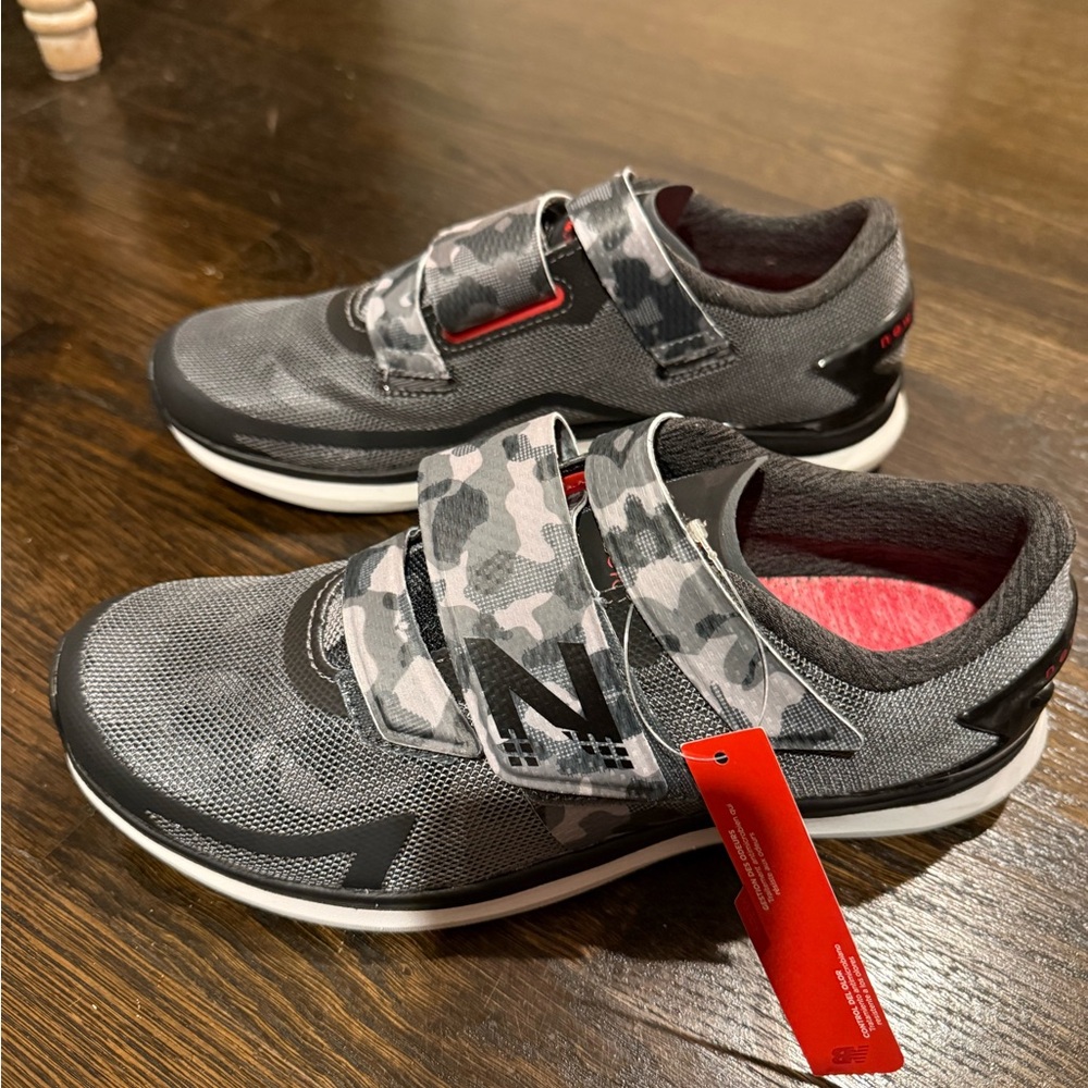 New Balance Gray and Black Cycling Athletic Shoes
